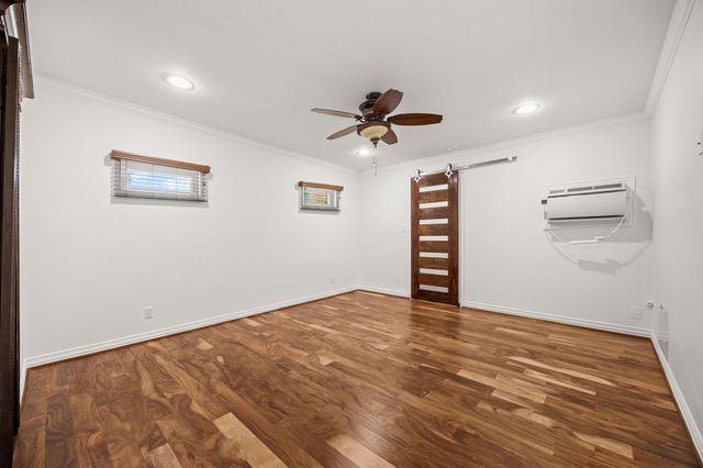 10310 Mayfield Road, Houston, TX 77043