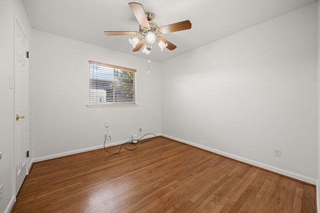 10310 Mayfield Road, Houston, TX 77043