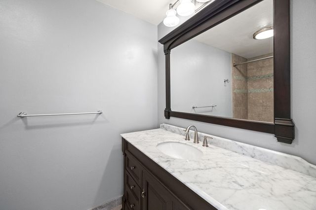 10310 Mayfield Road, Houston, TX 77043