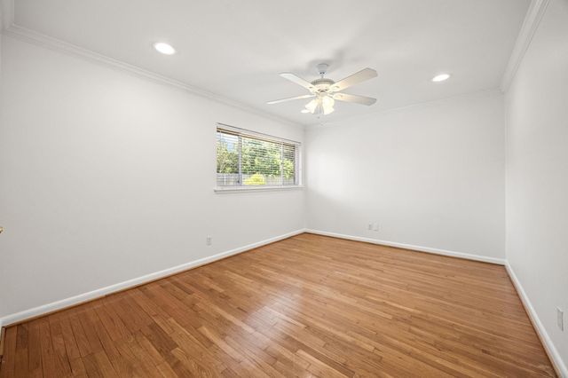 10310 Mayfield Road, Houston, TX 77043