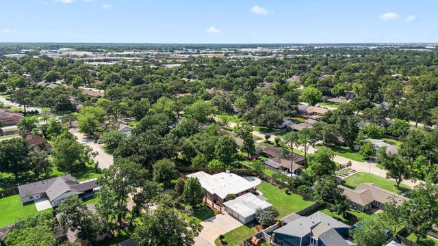 10310 Mayfield Road, Houston, TX 77043