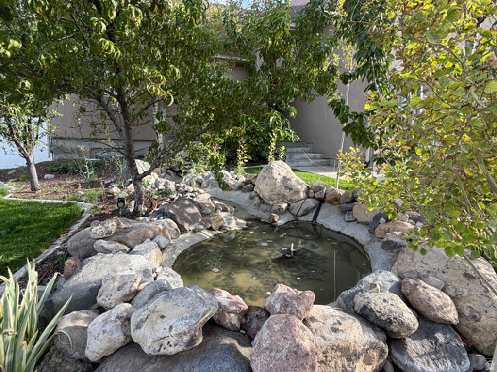 5853 W WHISPER ROSE DR, Herriman, UT 84096 — photo 3