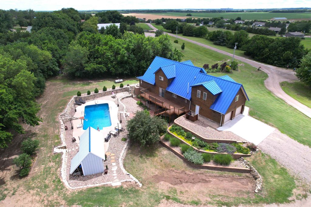 4412 N Turner Lane, Salina, KS 67401