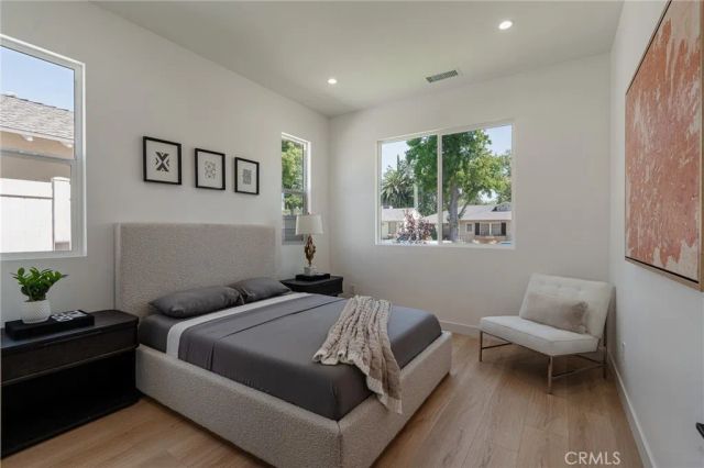 5817 Cantaloupe Avenue, Valley Glen, CA 91401