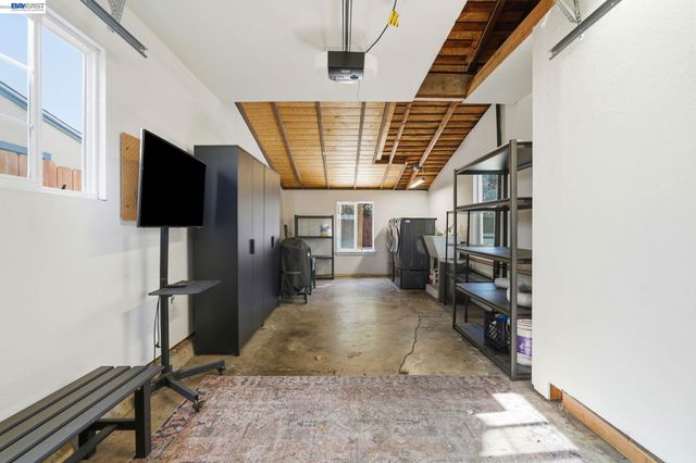 15965 Via Granada, San Lorenzo, CA 94580