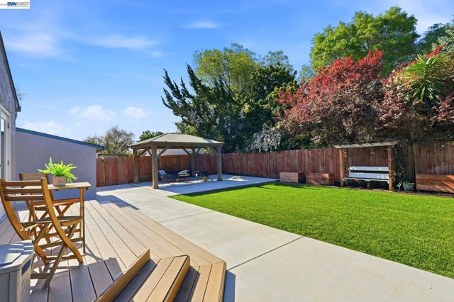 15965 Via Granada, San Lorenzo, CA 94580