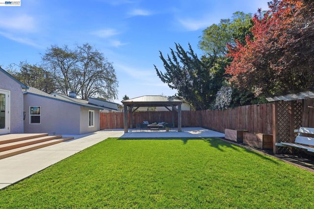 15965 Via Granada, San Lorenzo, CA 94580