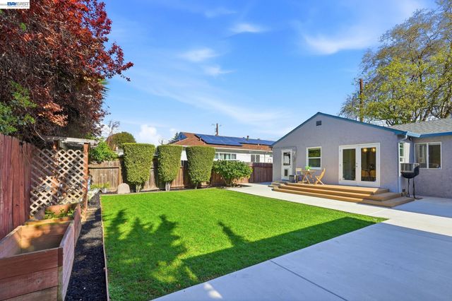 15965 Via Granada, San Lorenzo, CA 94580