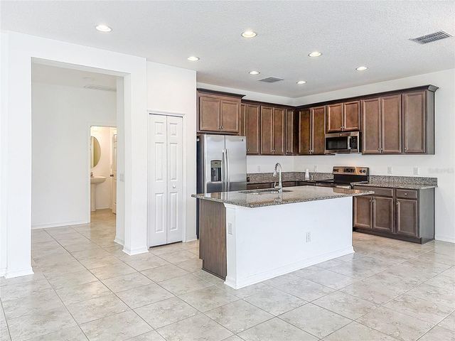 37820 BEACON BRICK DRIVE, Zephyrhills, FL 33540