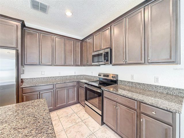 37820 BEACON BRICK DRIVE, Zephyrhills, FL 33540