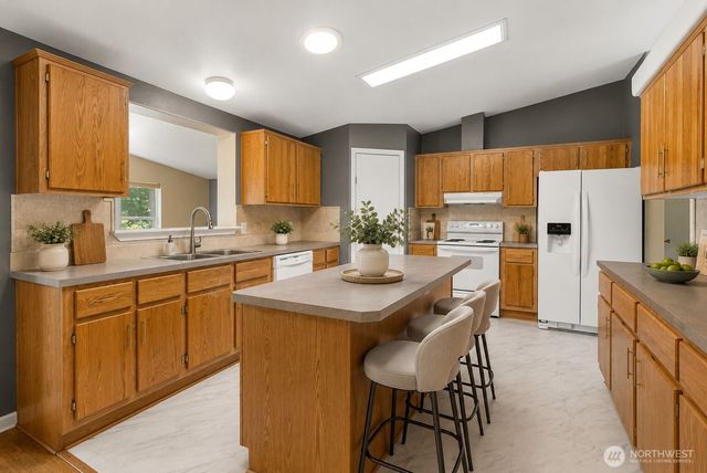 37413 34th Avenue S, Roy, WA 98580