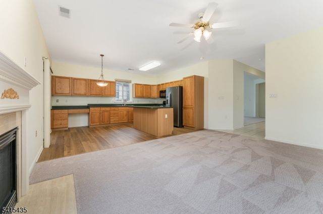 2 Homestead Ct, White Twp., NJ 07823