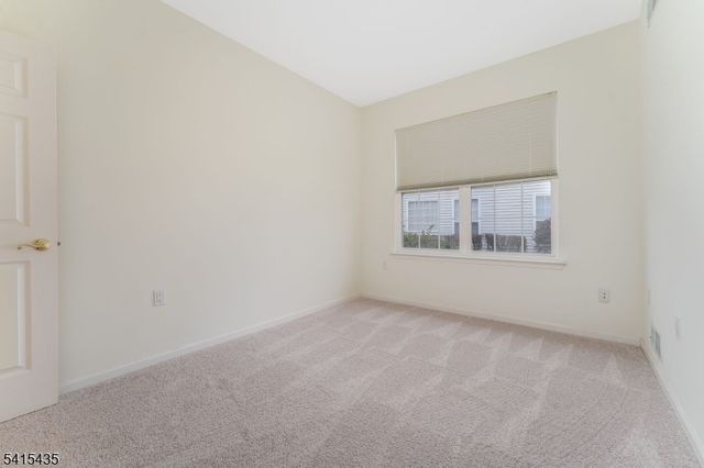 2 Homestead Ct, White Twp., NJ 07823