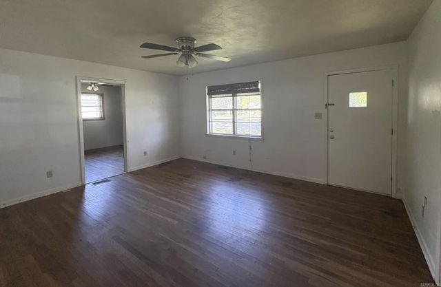 104 W Searcy, Kensett, AR 72560