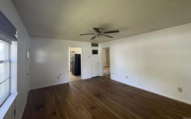 104 W Searcy, Kensett, AR 72560