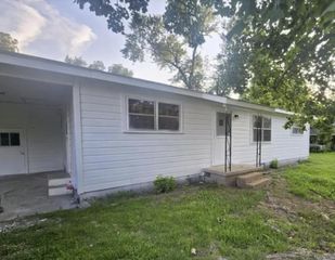 104 W Searcy, Kensett, AR 72560