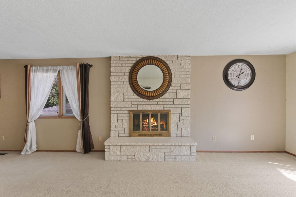 25 E Salmon Ave, Spokane, WA 99218 photo 5