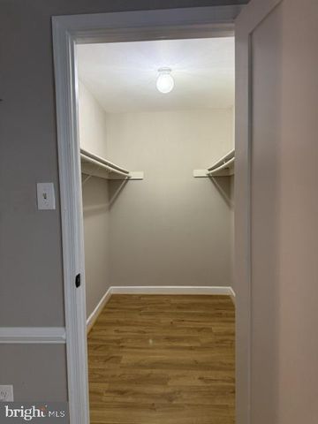 5859 WESTWATER CT, Centreville, VA 20121