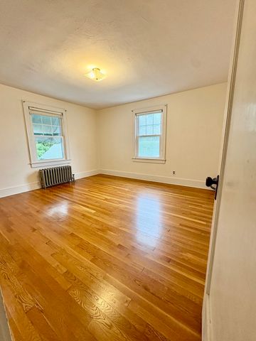 23 Keefe Avenue, Holyoke, MA 01040