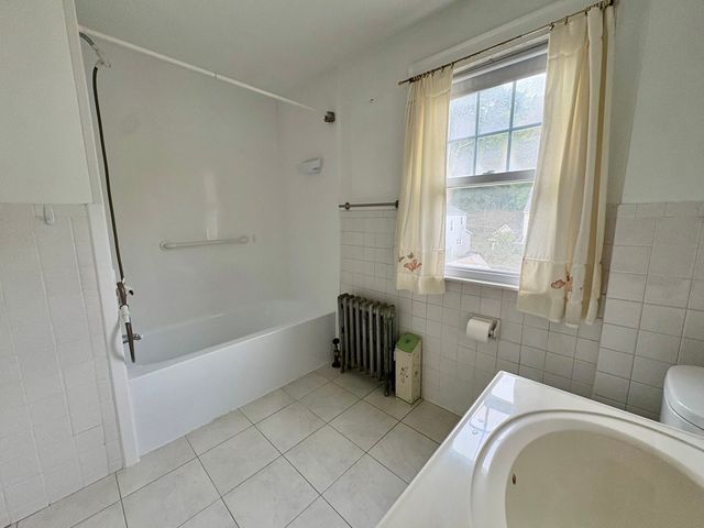 23 Keefe Avenue, Holyoke, MA 01040