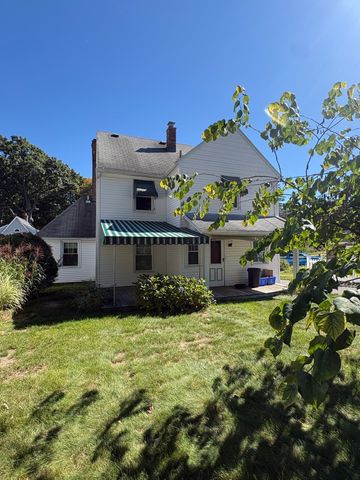 23 Keefe Avenue, Holyoke, MA 01040