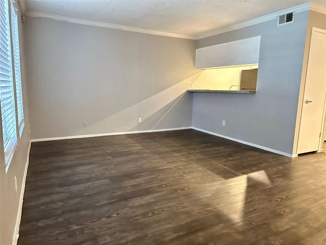 5426 Menchaca RD 125, Austin, TX 78745