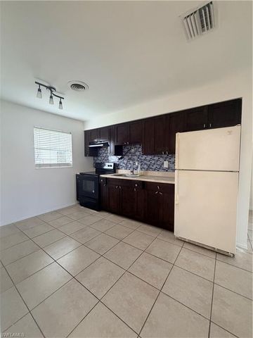 1742 Maple DR, Fort Myers, FL 33907