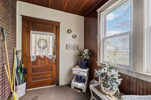 2233 Welch Avenue, Niagara Falls, NY 14303
