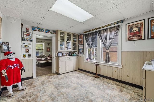 2233 Welch Avenue, Niagara Falls, NY 14303