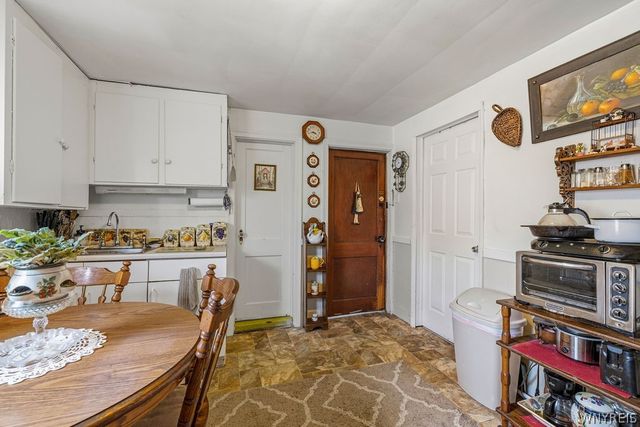 2233 Welch Avenue, Niagara Falls, NY 14303