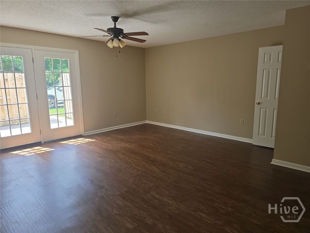 Image 1 of property listing at 9810 Whitfield Avenue A, Savannah, GA 31406