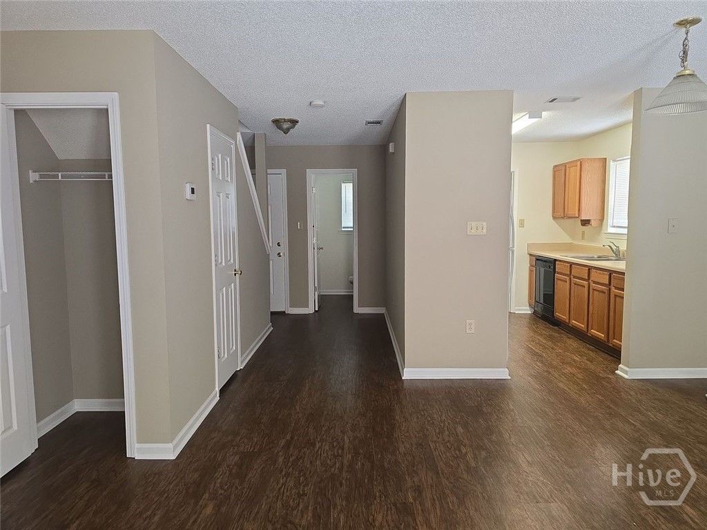 Image 2 of property listing at 9810 Whitfield Avenue A, Savannah, GA 31406