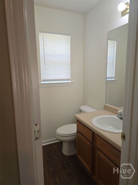 Image 5 of property listing at 9810 Whitfield Avenue A, Savannah, GA 31406