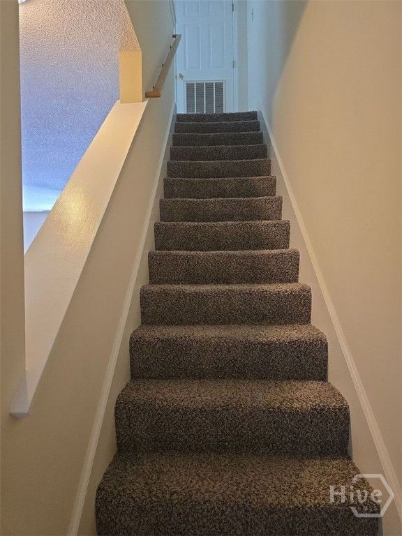 Image 6 of property listing at 9810 Whitfield Avenue A, Savannah, GA 31406