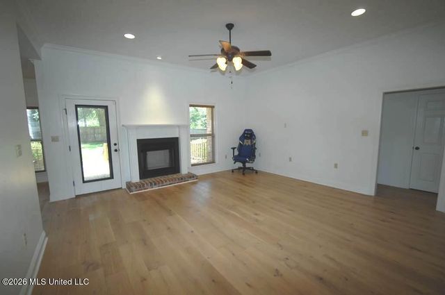 1 Pine Meadow Loop, Hattiesburg, MS 39402