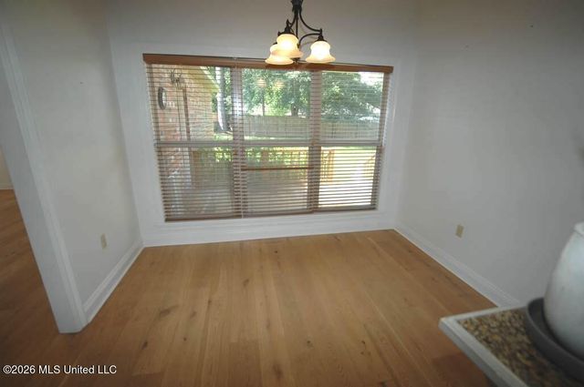 1 Pine Meadow Loop, Hattiesburg, MS 39402