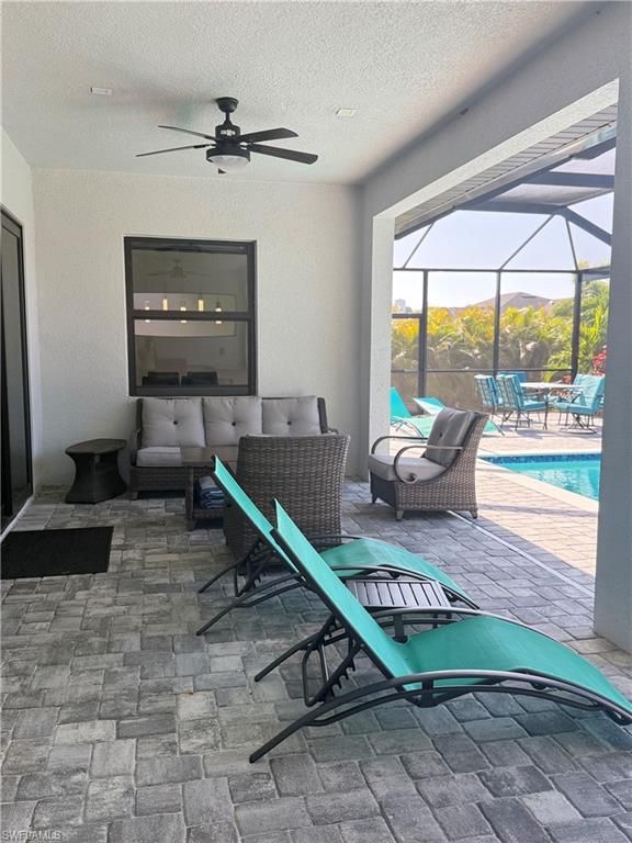Image 4 of property listing at 3724 SW 3rd ST, Cape Coral, FL 33991