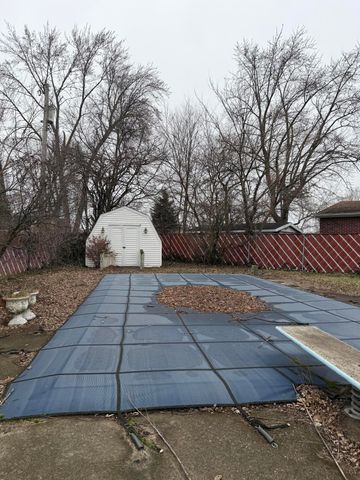 1412 N Dwiggins Avenue, Griffith, IN 46319