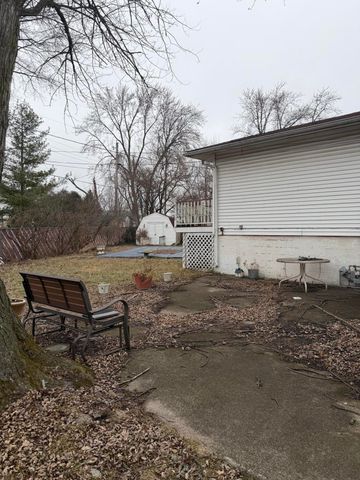 1412 N Dwiggins Avenue, Griffith, IN 46319