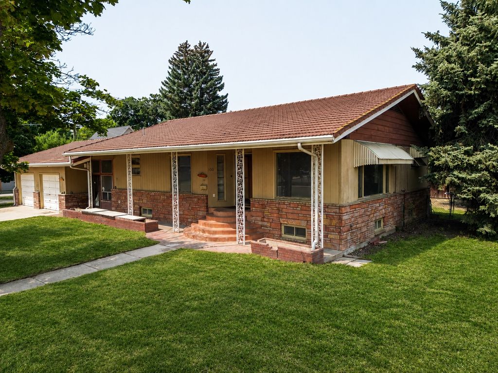 100 Grove Street, Hamilton, MT 59840 photo 2