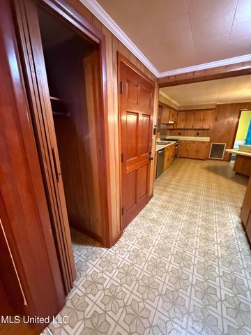 1085 Cherokee Street, Biloxi, MS 39530