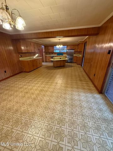 1085 Cherokee Street, Biloxi, MS 39530