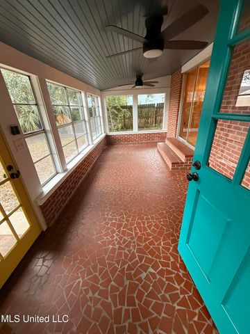 1085 Cherokee Street, Biloxi, MS 39530