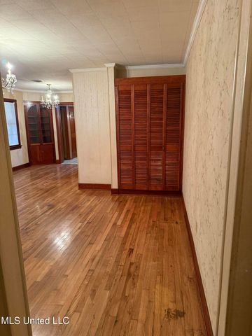 1085 Cherokee Street, Biloxi, MS 39530