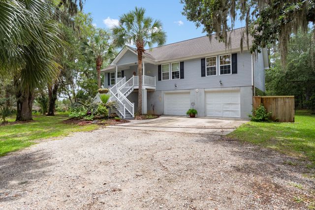 1604 Macoma Road, Mount Pleasant, SC 29466