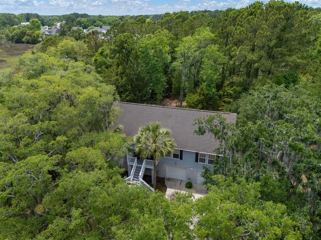 1604 Macoma Road, Mount Pleasant, SC 29466