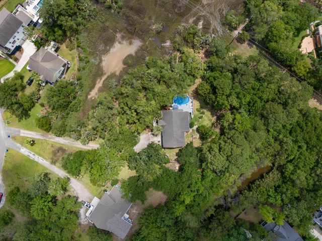 1604 Macoma Road, Mount Pleasant, SC 29466