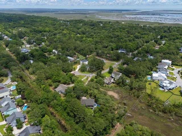 1604 Macoma Road, Mount Pleasant, SC 29466