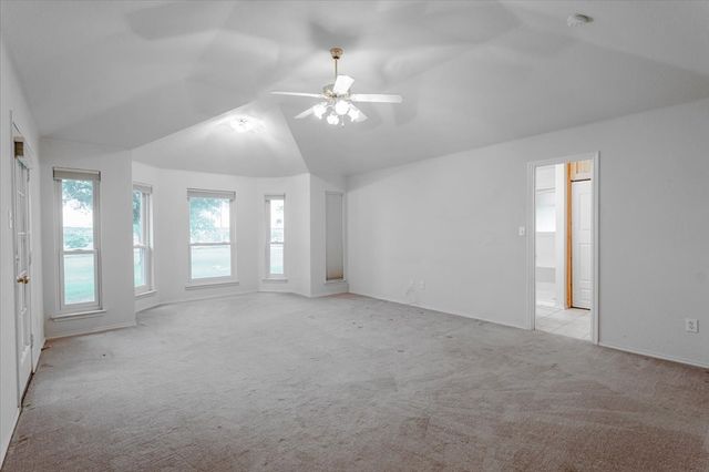 306 N Rolling Plains Drive, Rhome, TX 76078