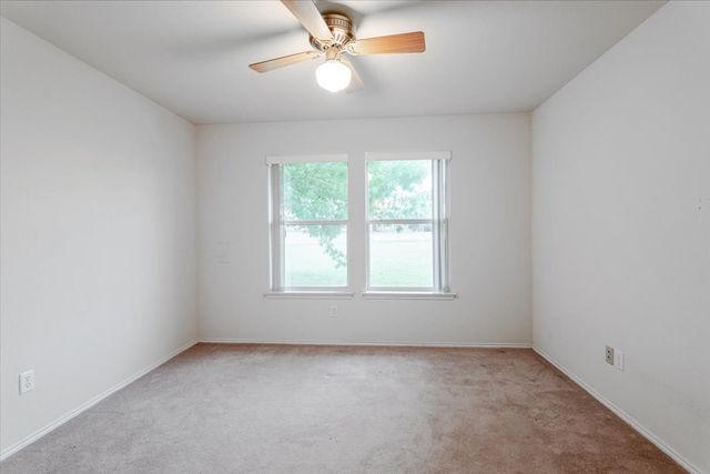 306 N Rolling Plains Drive, Rhome, TX 76078